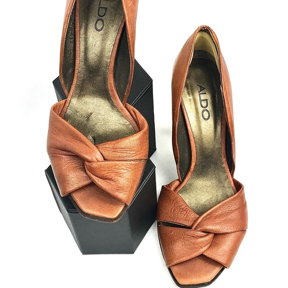 ALDO Women’s Shoes, Twist Toe Heels, Brown, Sz 6 - Picture 2 of 8